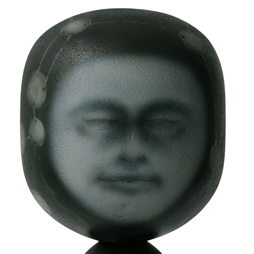 【 NEW! 】Sainted Lady